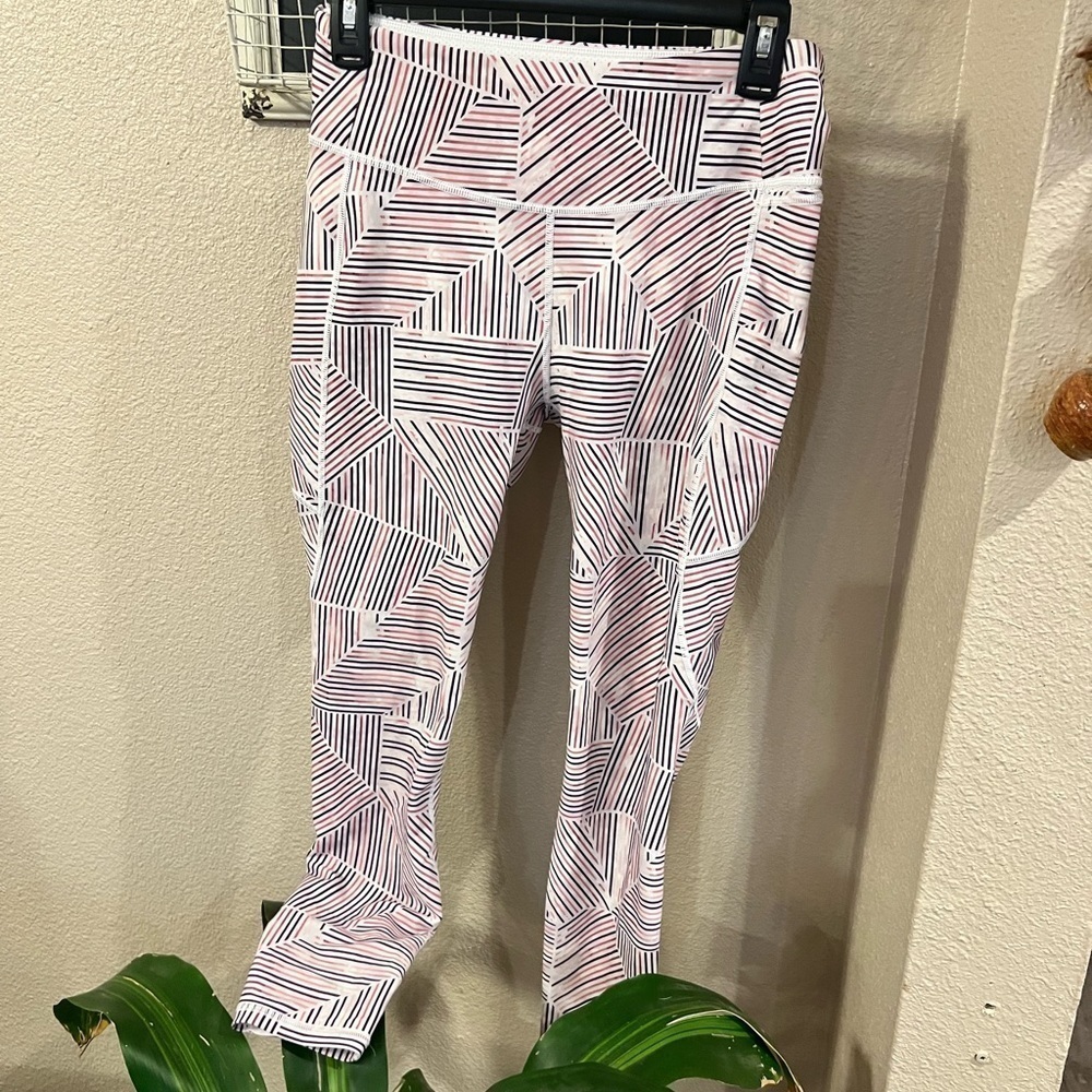 𝅺CALIA by Carrie underwood ankle length leggings